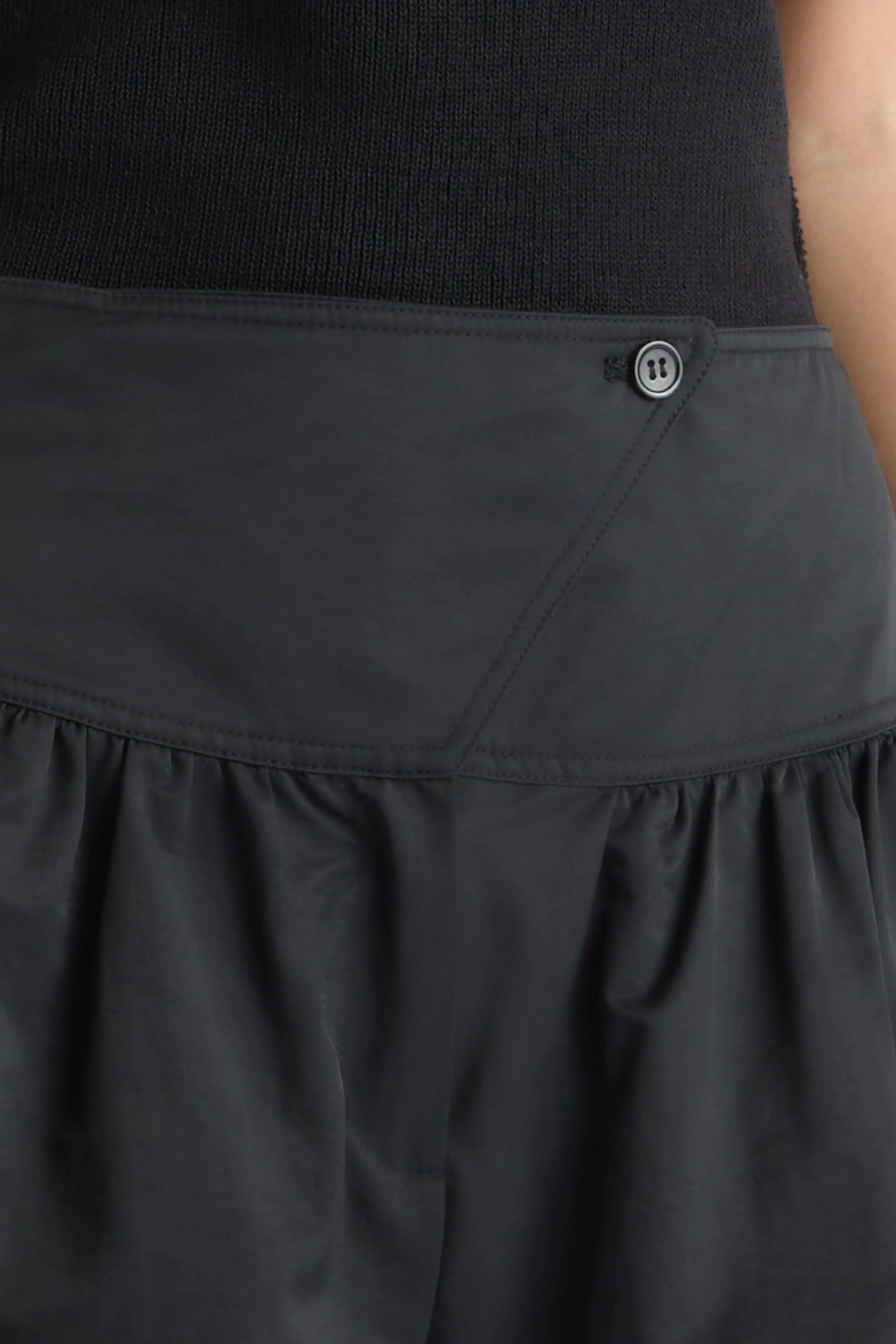 Arlo Cotton Bermuda Short - Image 6