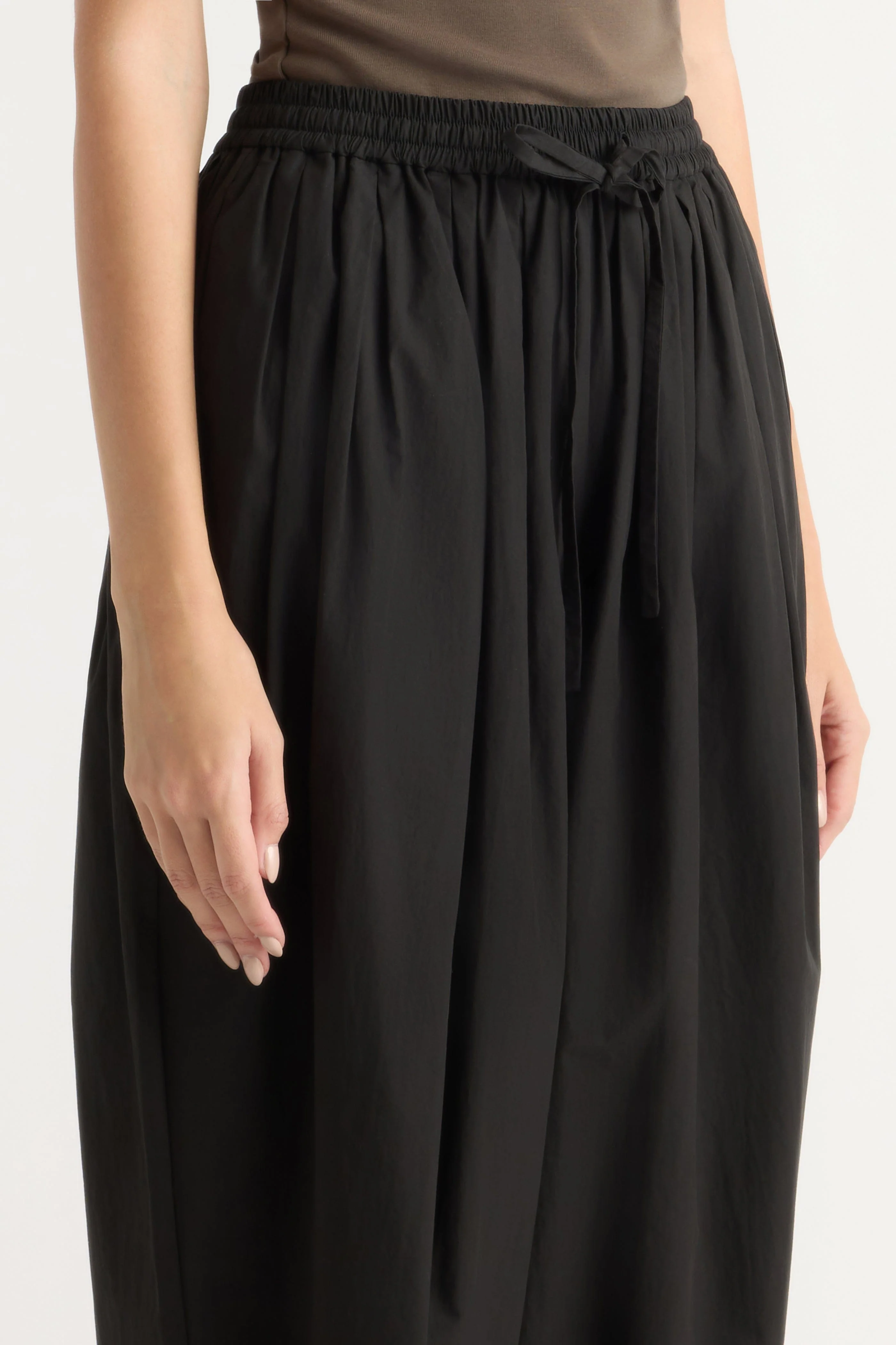 Dalma Wide-Leg Balloon Pant - Image 4