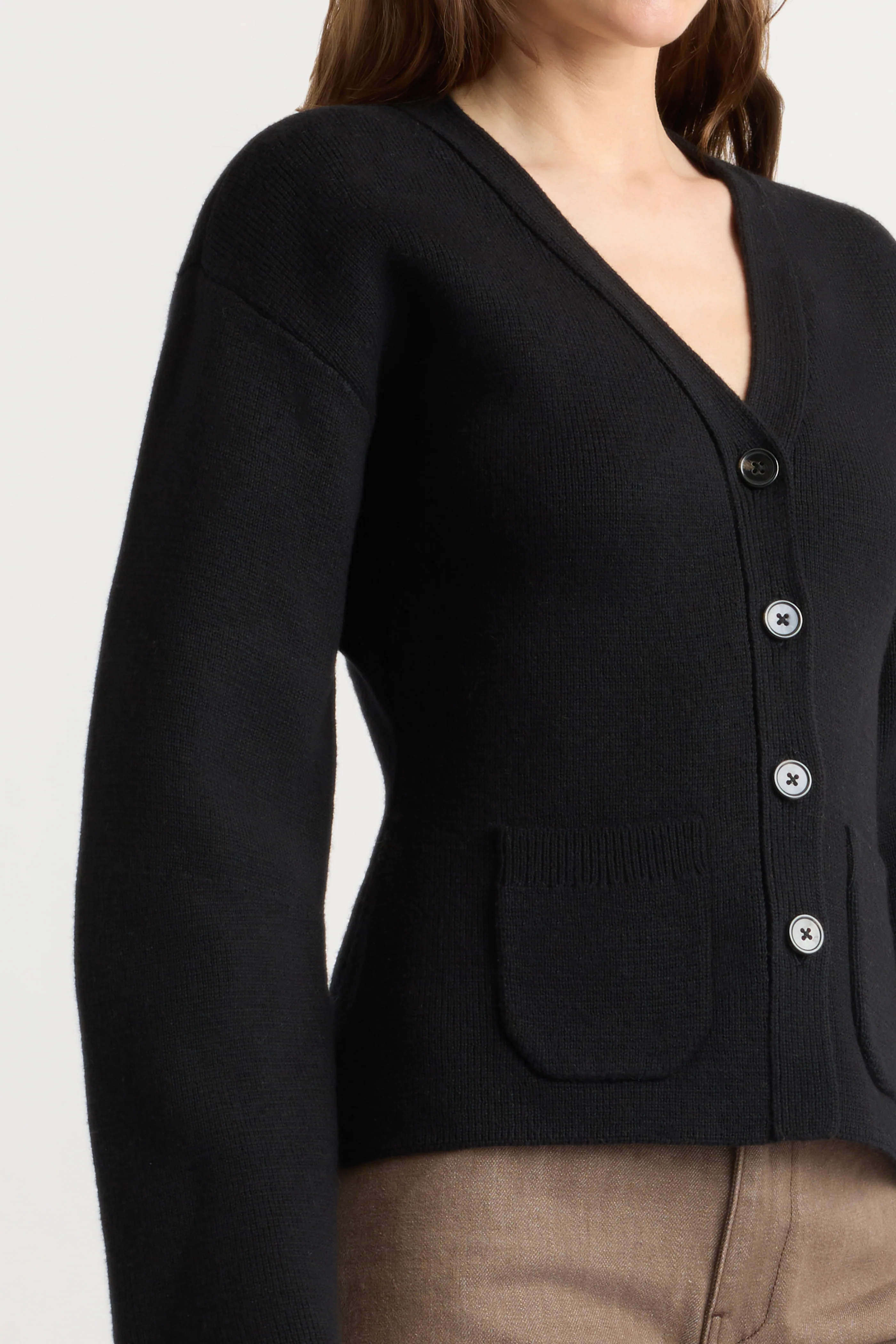 Elinor Organic Cotton-Wool V-Neck Cardigan - Image 4