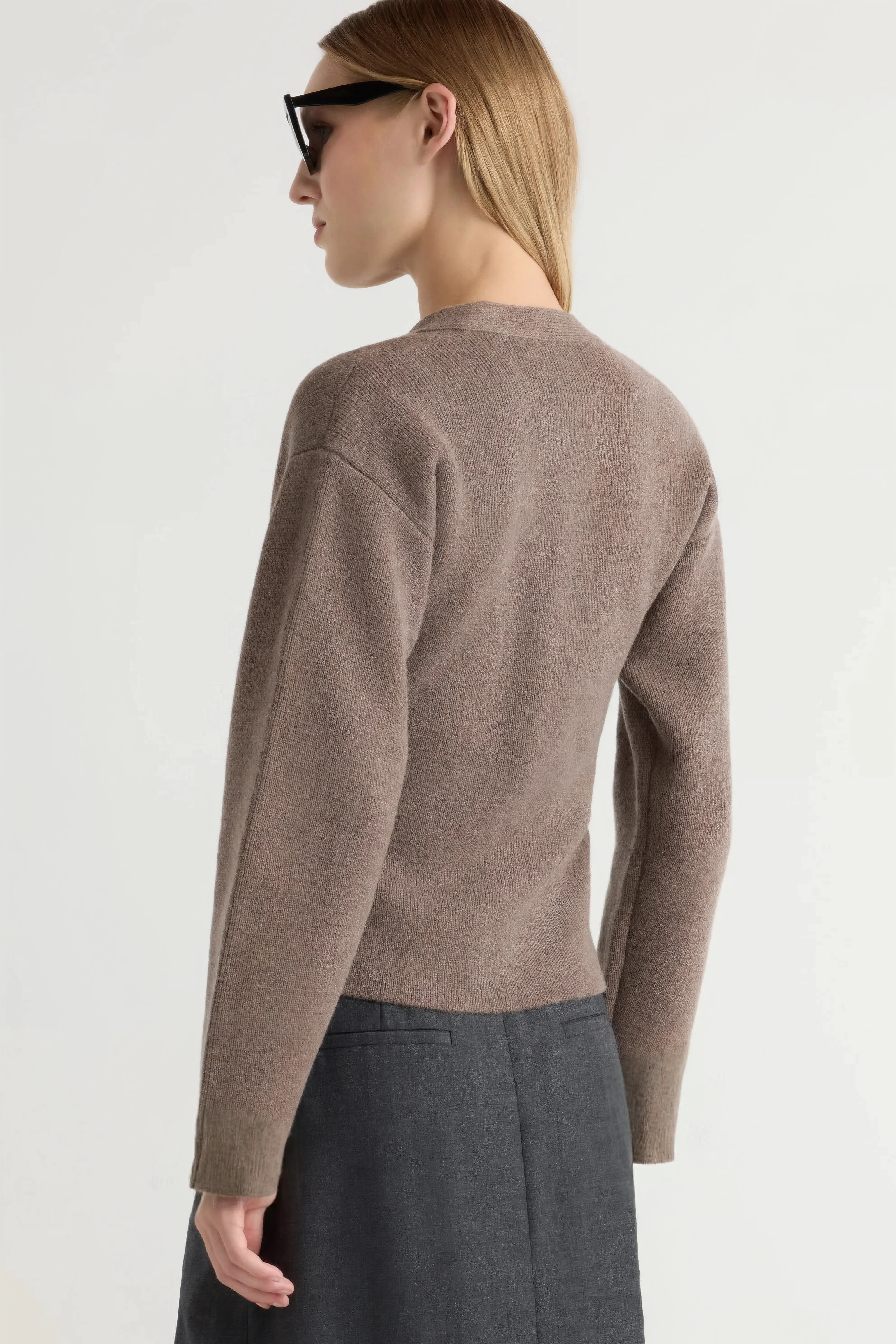 Elinor Organic Cotton-Wool V-Neck Cardigan - Image 8