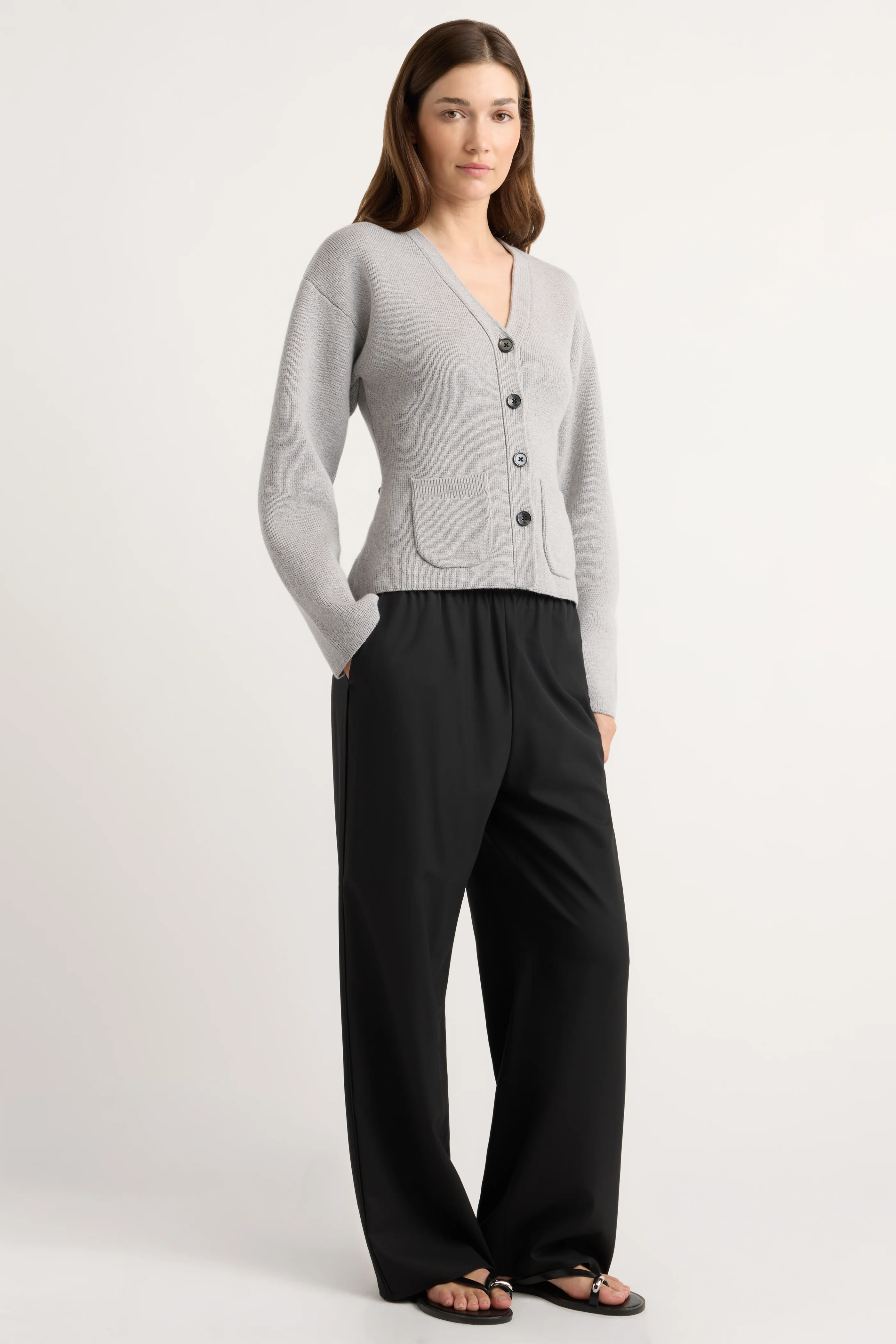 Elinor Organic Cotton-Wool V-Neck Cardigan - Image 6