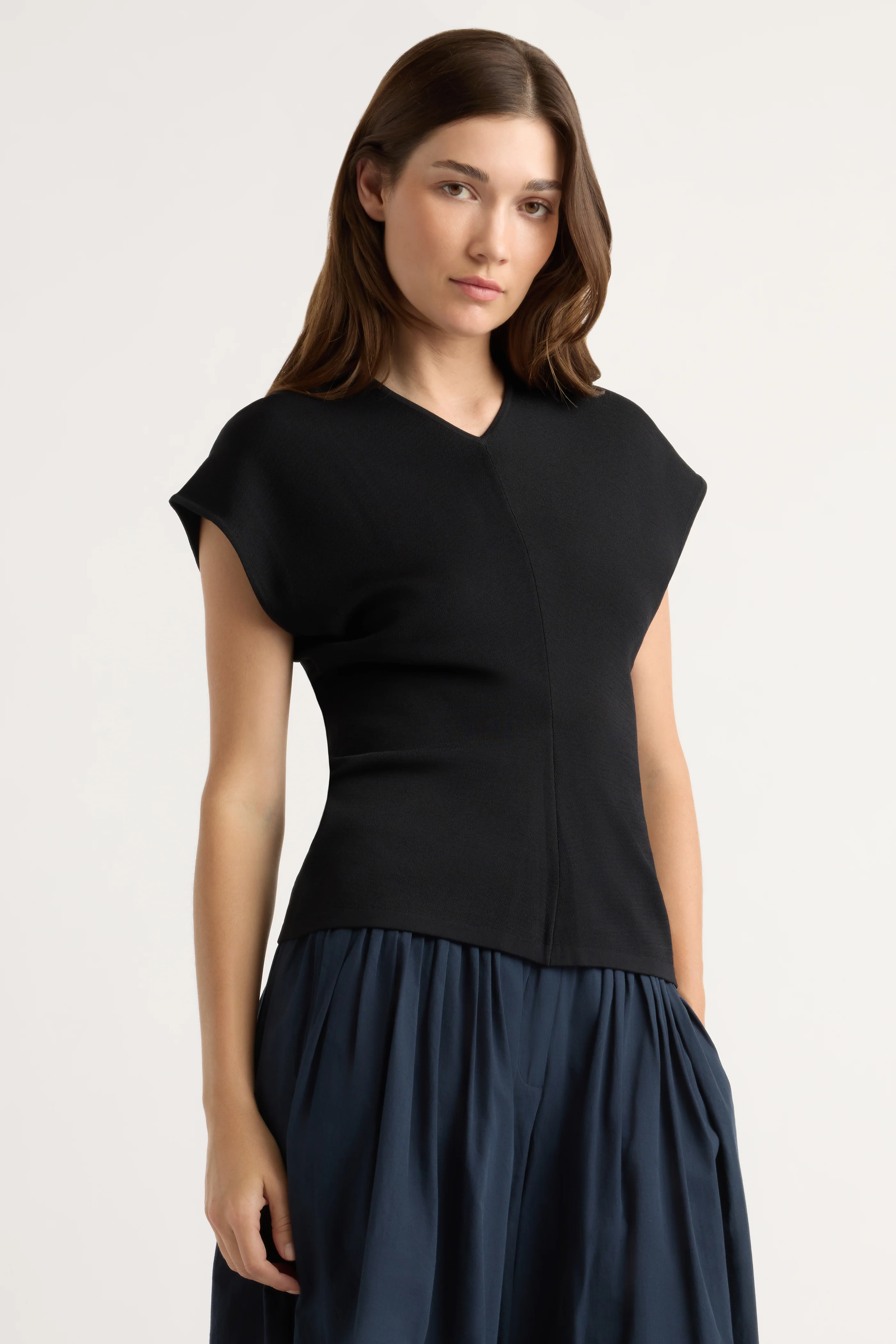 Finn Relaxed-Ruched Sweater Top - Image 2