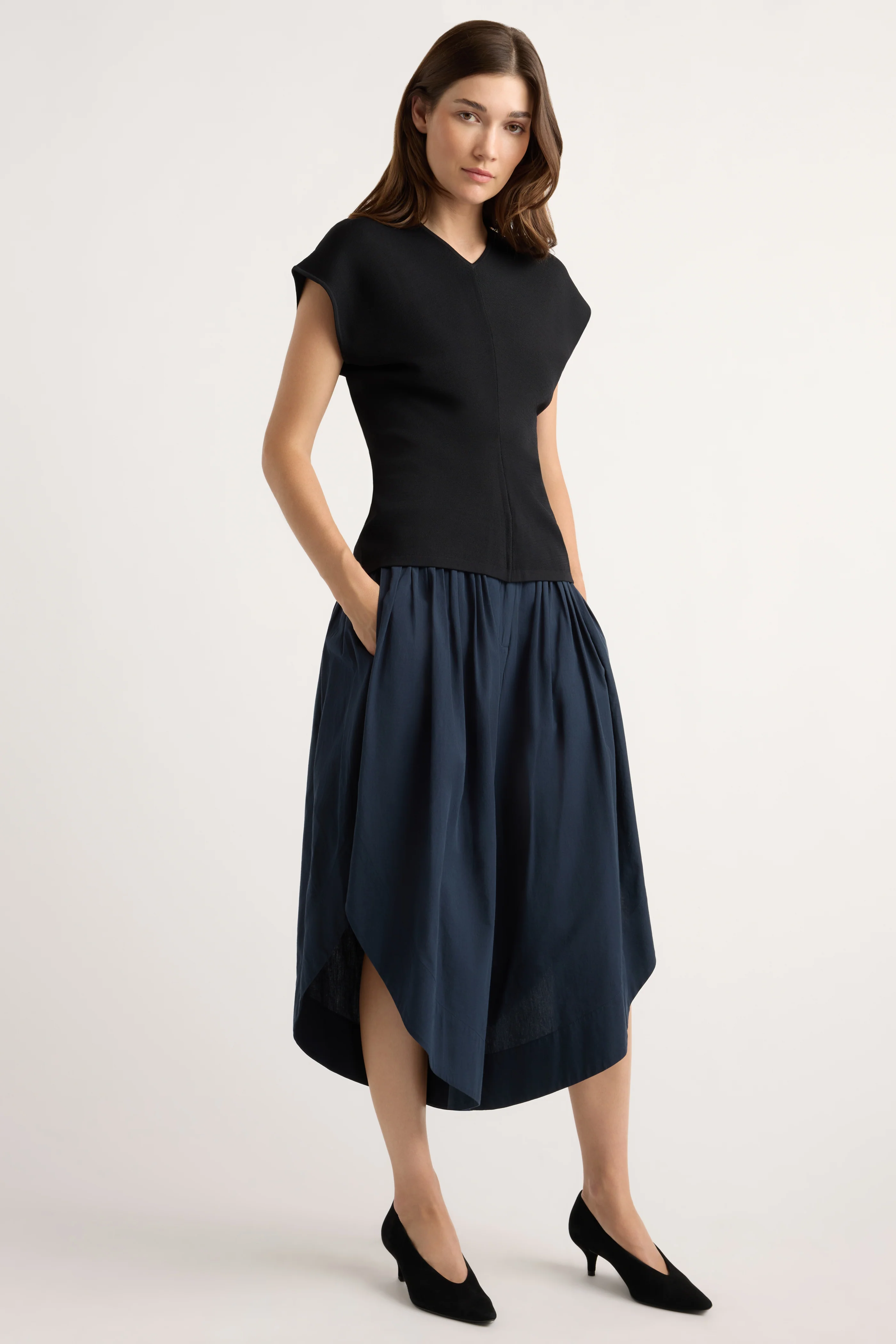 Finn Relaxed-Ruched Sweater Top - Image 3