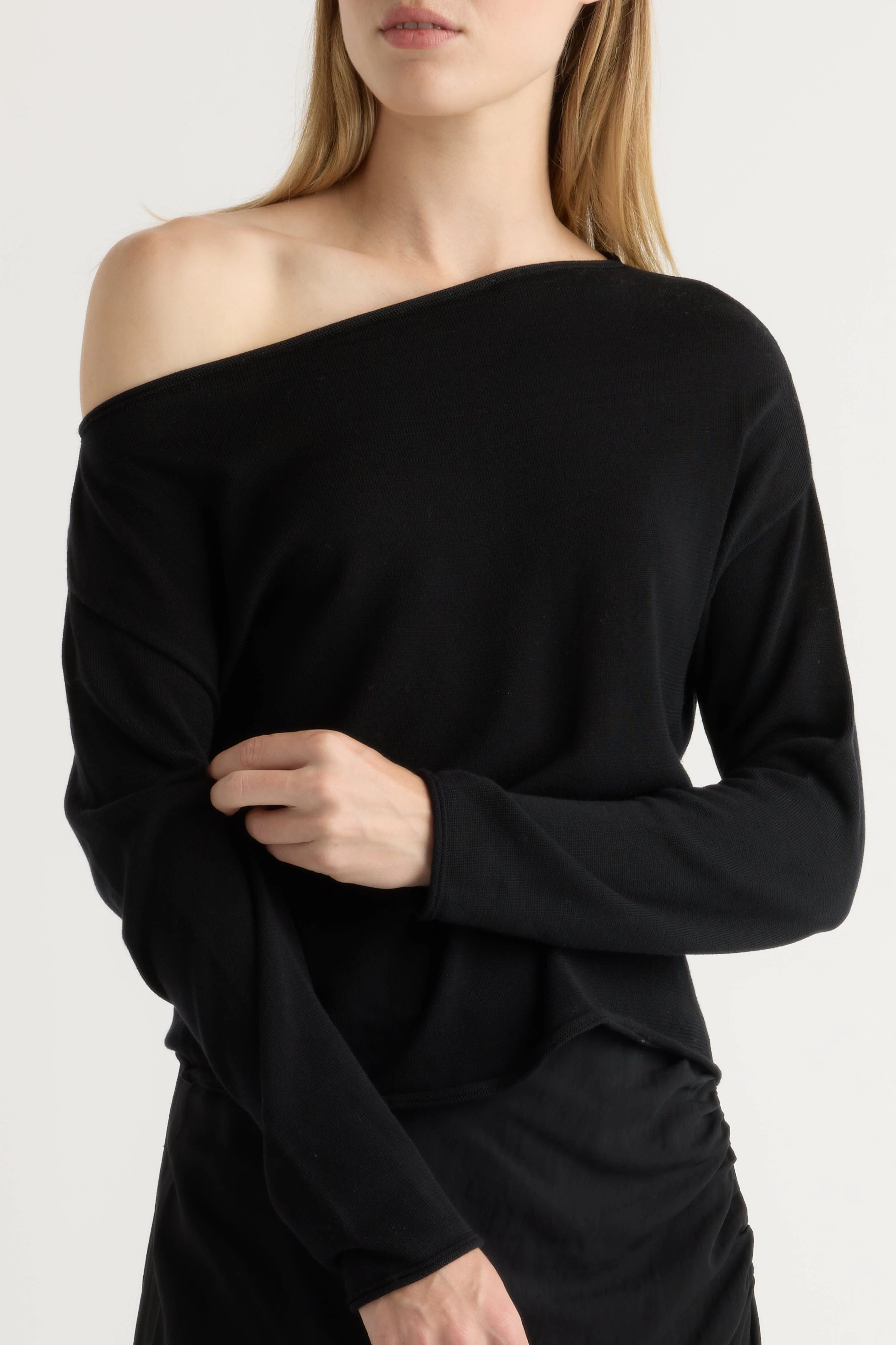 Hachi Tencel-Wool Off-Shoulder Sweater - Image 10