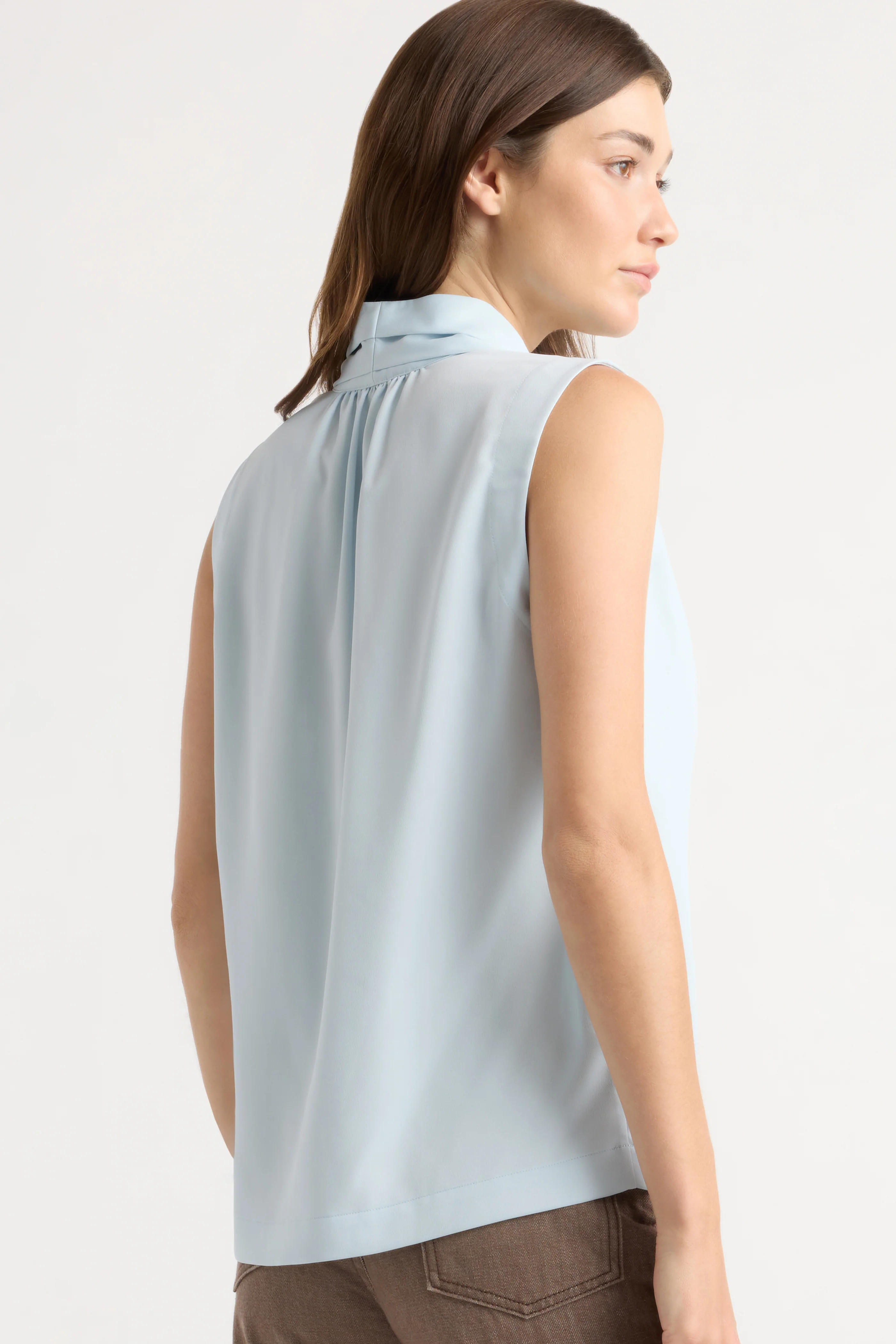 Jae V-Neck Sleeveless Blouse - Image 7