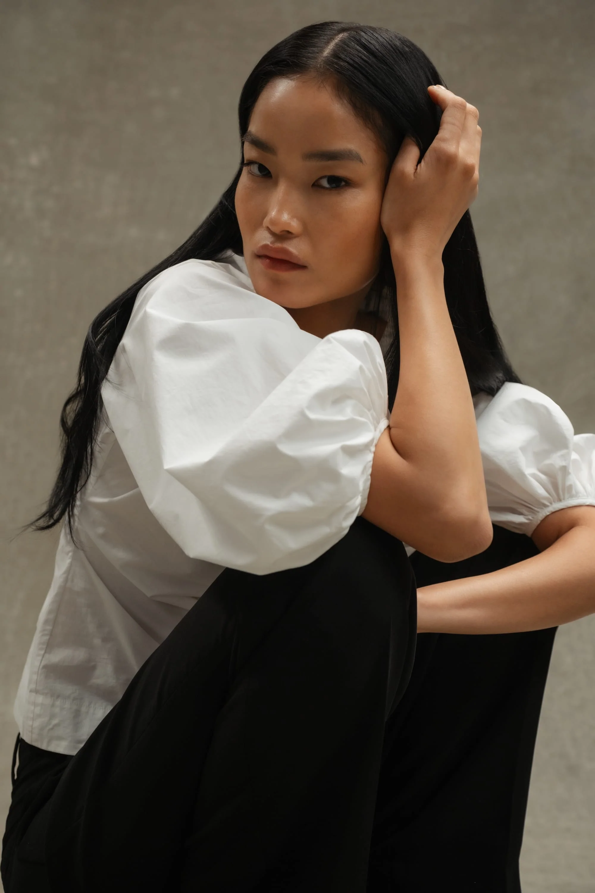 Odessa Sculpted Balloon-Sleeve Blouse - Image 9