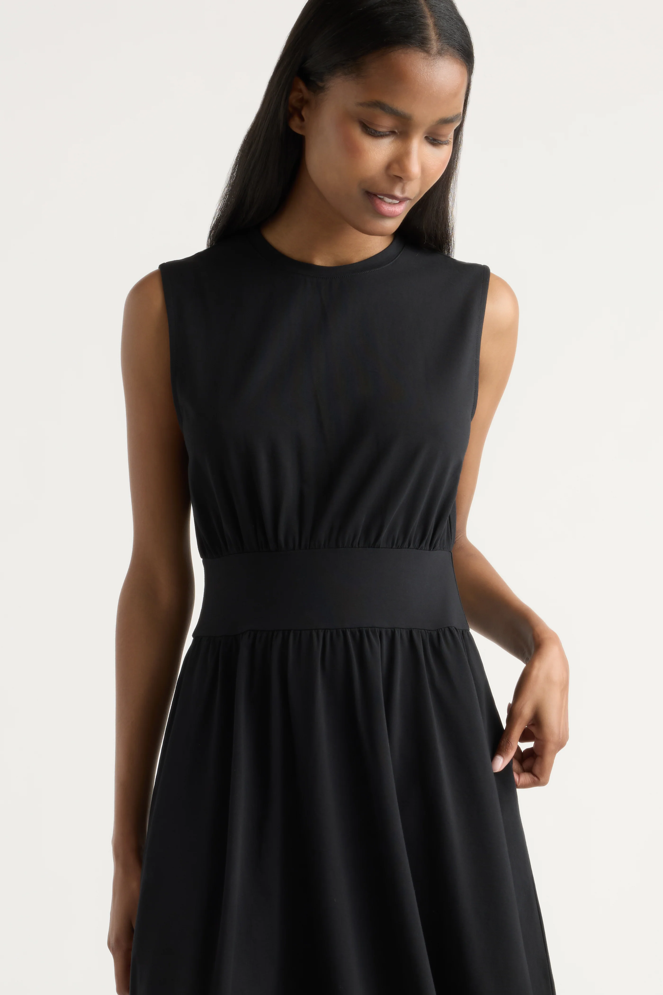 Prynn Sleeveless Jersey Dress - Image 3