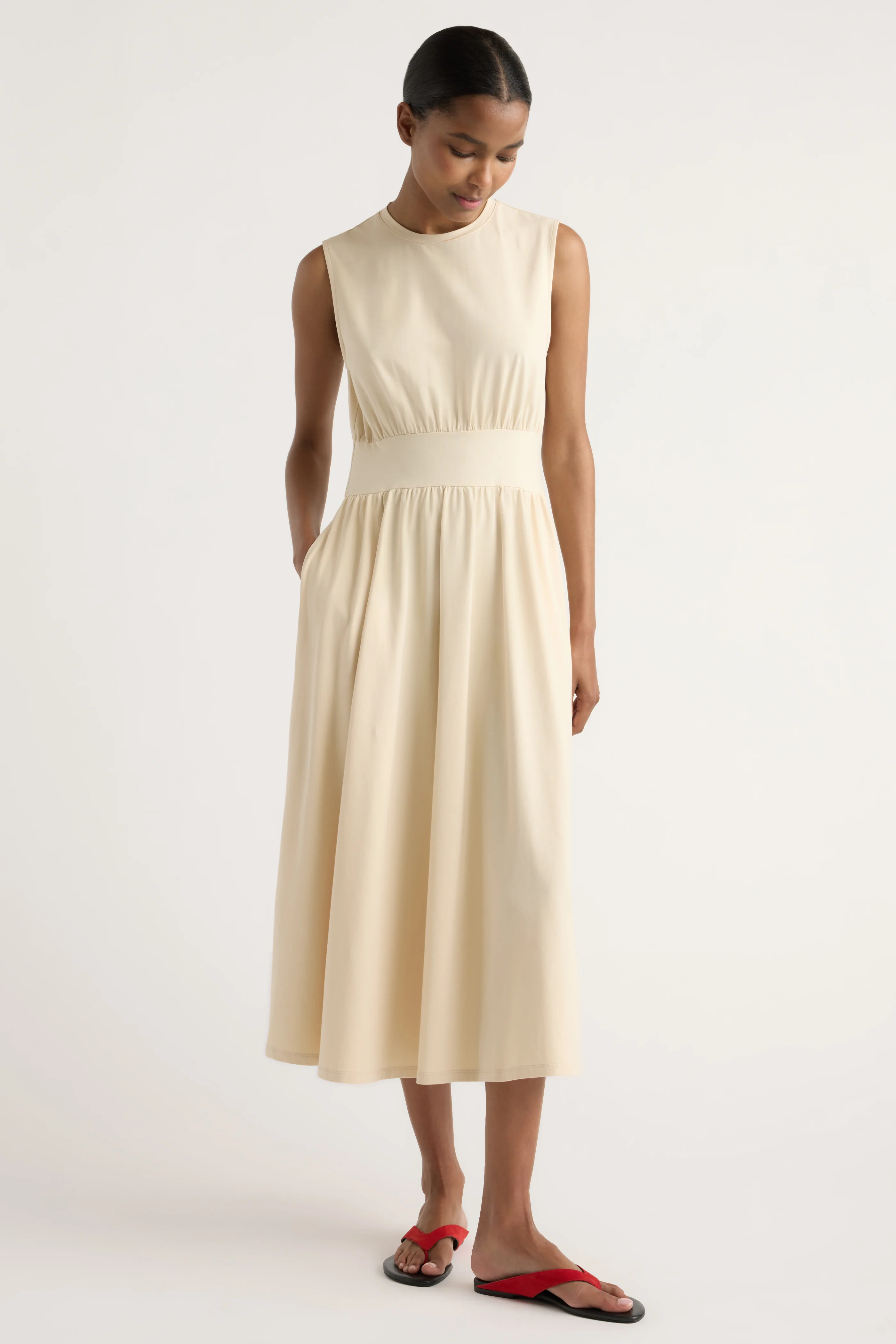 Prynn Sleeveless Jersey Dress - Image 4
