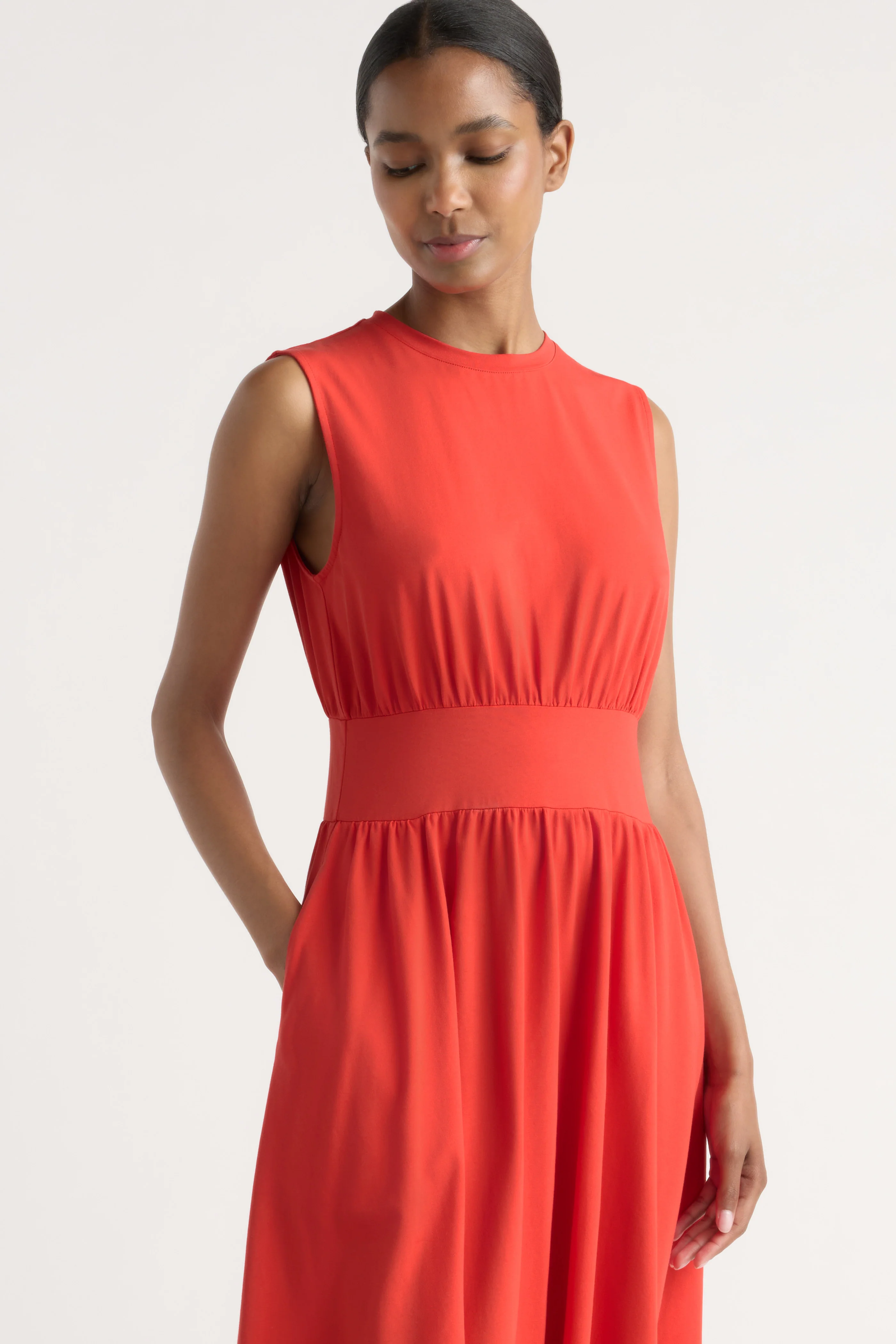 Prynn Sleeveless Jersey Dress - Image 3