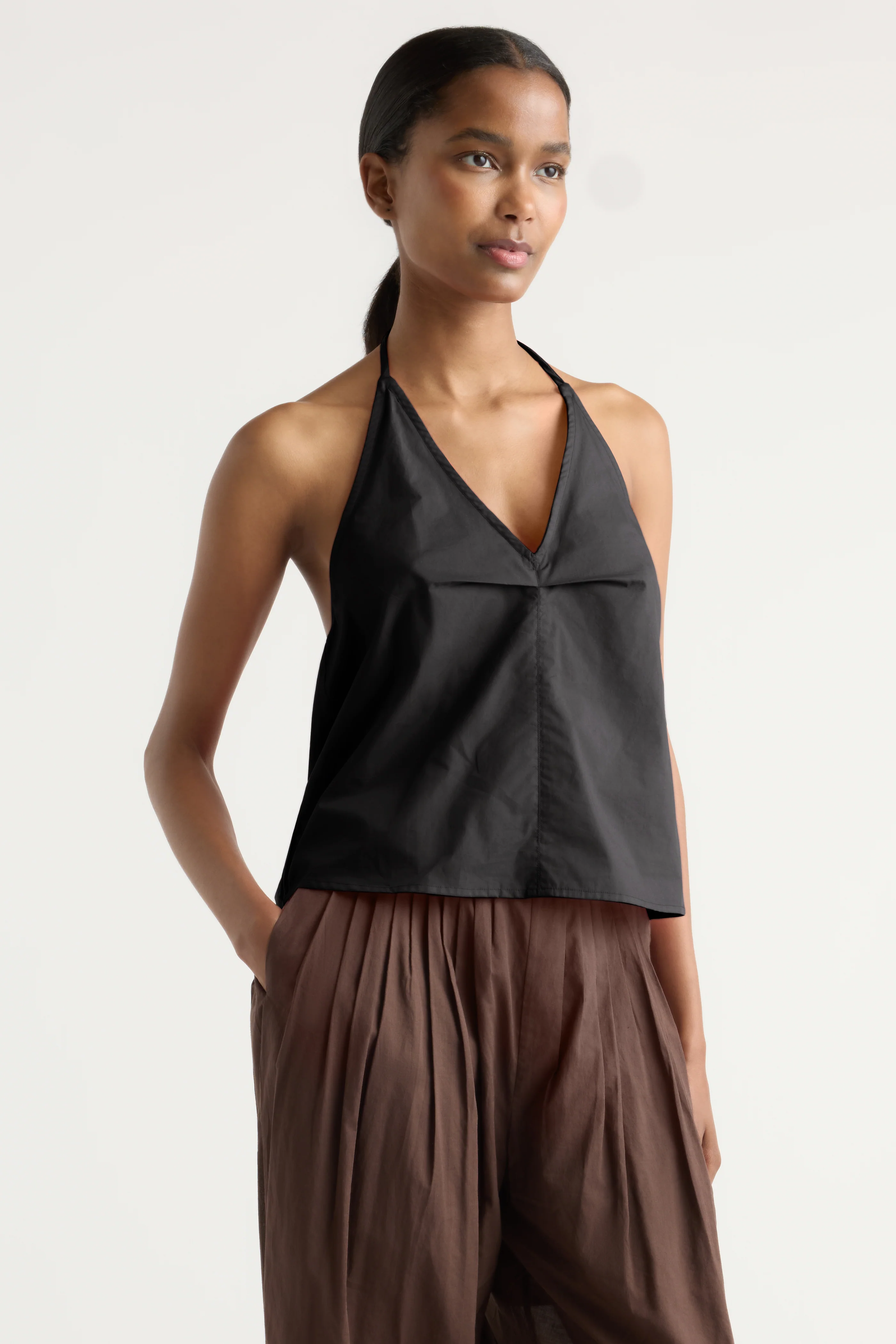 Vesna Organic Cotton V-Neck Halter Top - Image 4
